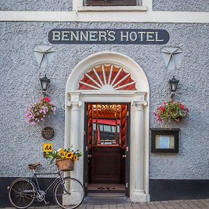 Dingle Benners Hotel